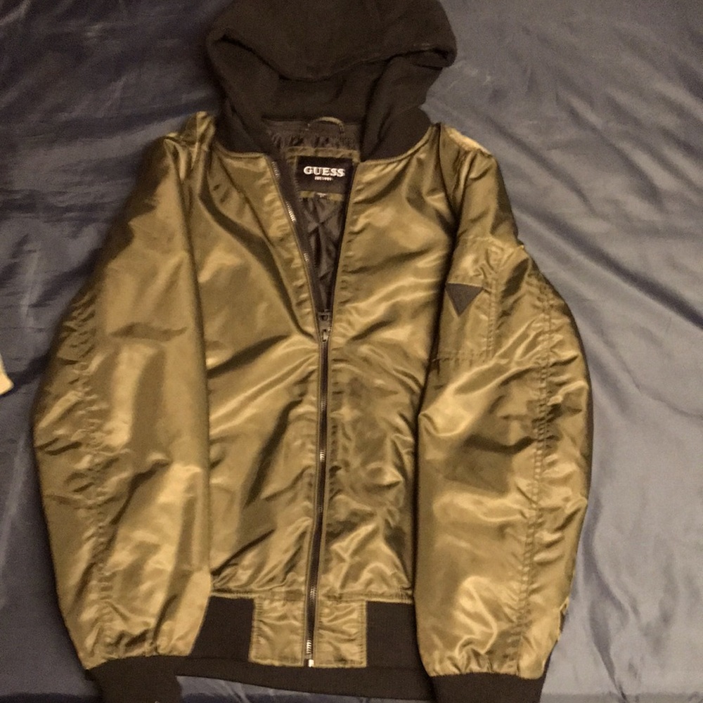 Guess bomber jacket w/ insertable hood dark green Large lightly used almost new